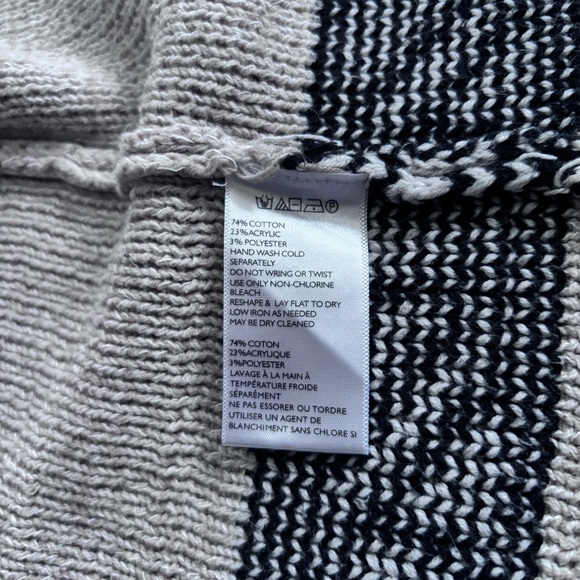 LAST CHANCE Ecote Cardigan Sweater - Picture 2 of 5